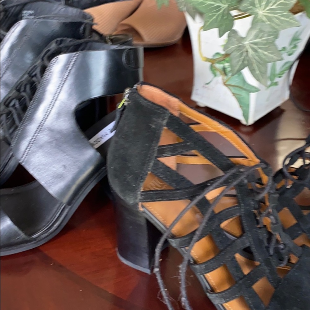 Shoes - Picture 3 of 6